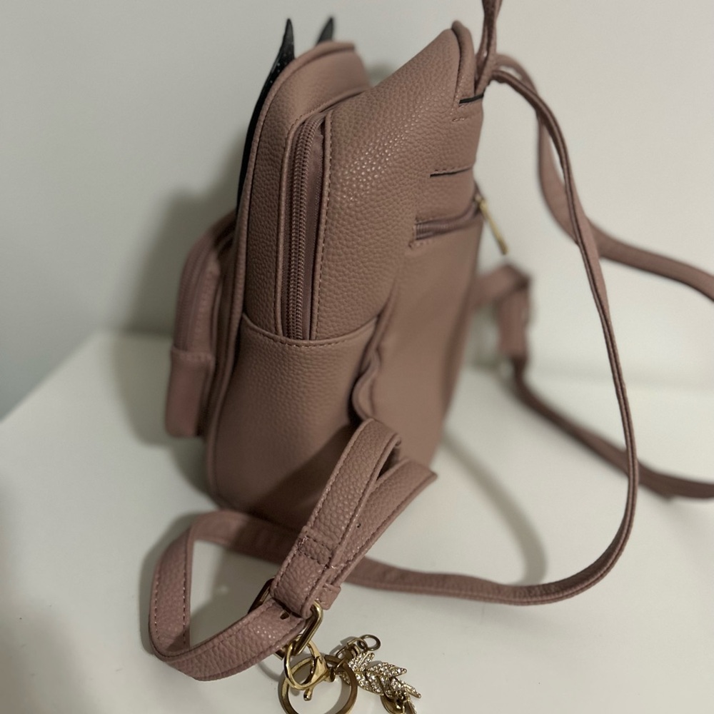 Small pink backpack - Picture 3 of 4